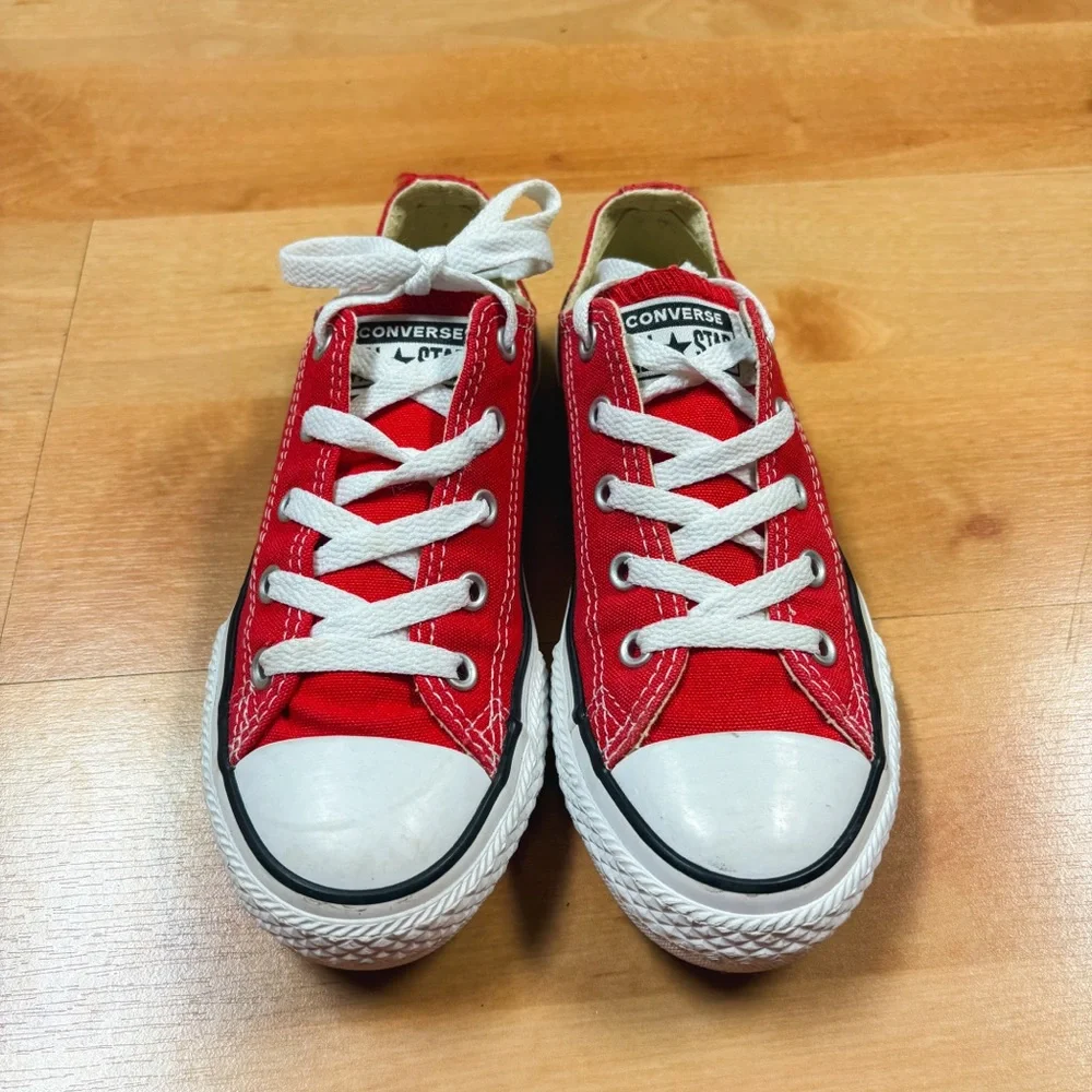 Converse Red Chuck Taylor All Star Classic Low Top Sneakers Unisex Kids Size 1.5